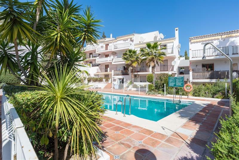 Malagasuite Pool And Tennis Mijas Exterior photo
